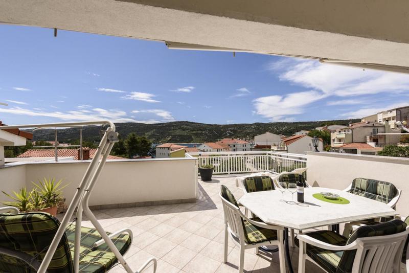 Apartments Luka - Trogir, Marina 150M From The Beach Dış mekan fotoğraf
